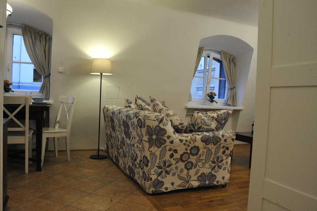 Milotu - Apartament Uniwersytecki Varşovia Exterior foto